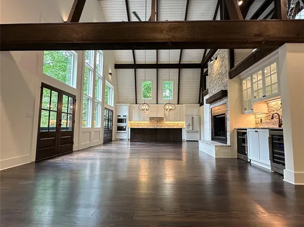 50 Turkey Trot Ln, Burnsville, NC 28714