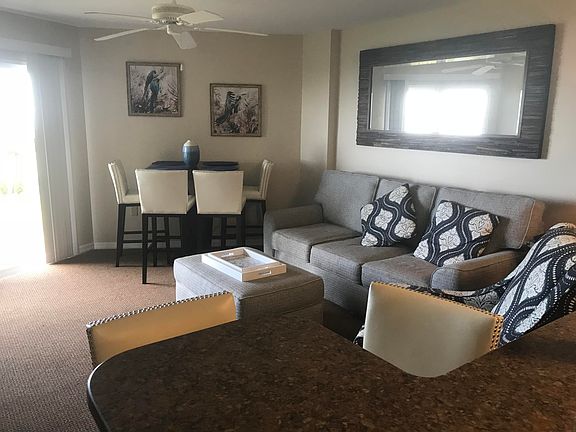 4th image of 500 Burton Dr #3413