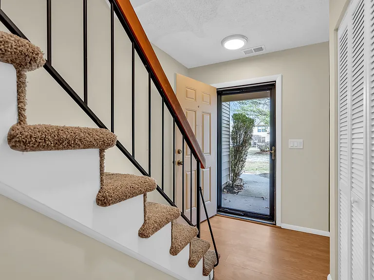 30 Eucalyptus Ct — Photo 8