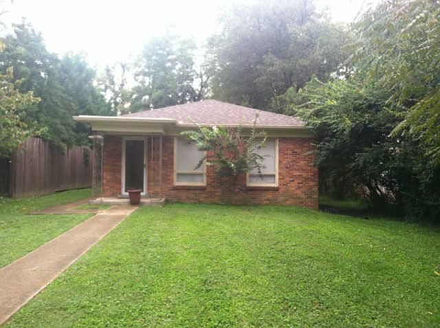 1st image of 2117A Westwood Ave