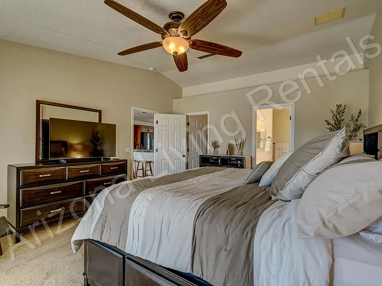 2450 Angler Dr — Photo 17