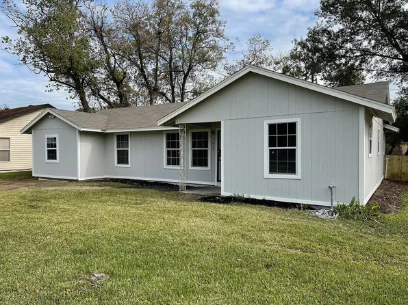 7617 Jutland Rd, Houston, TX 77033