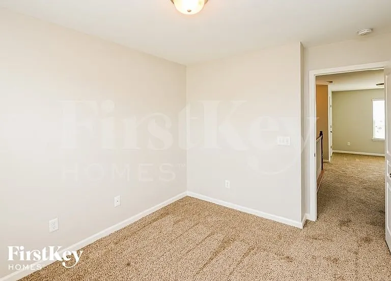 4637 Triumph Dr SW — Photo 12
