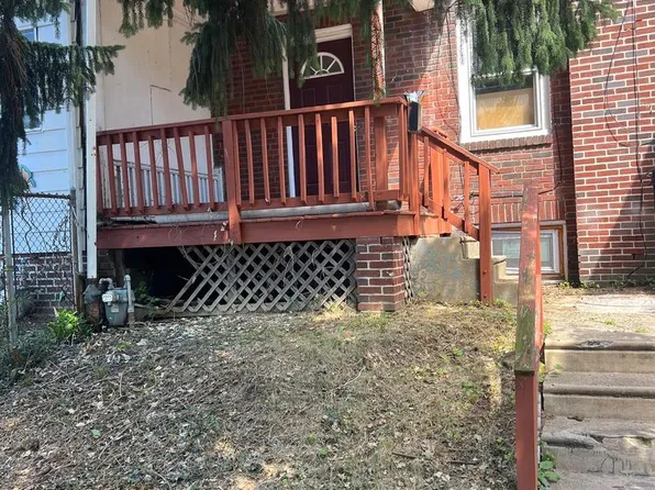 332 W 15th St, Chester, PA 19013
