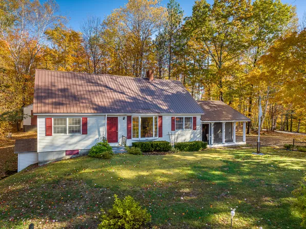264 Day Mountain Road, Temple, ME 04984