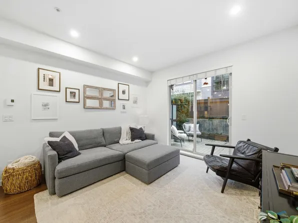 433 Seymour River Pl #54, North Vancouver, BC V7H 0B8