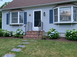 83 Juniper Rd, Centerville, MA 02632