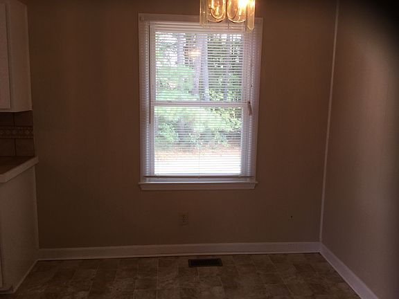 4th image of 124 Glendale Dr