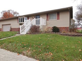 663 W Indiana Ave, Beecher, IL 60401