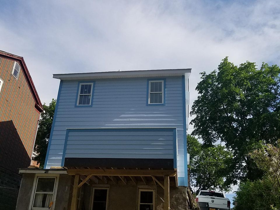 2nd image of 26 Spruce St