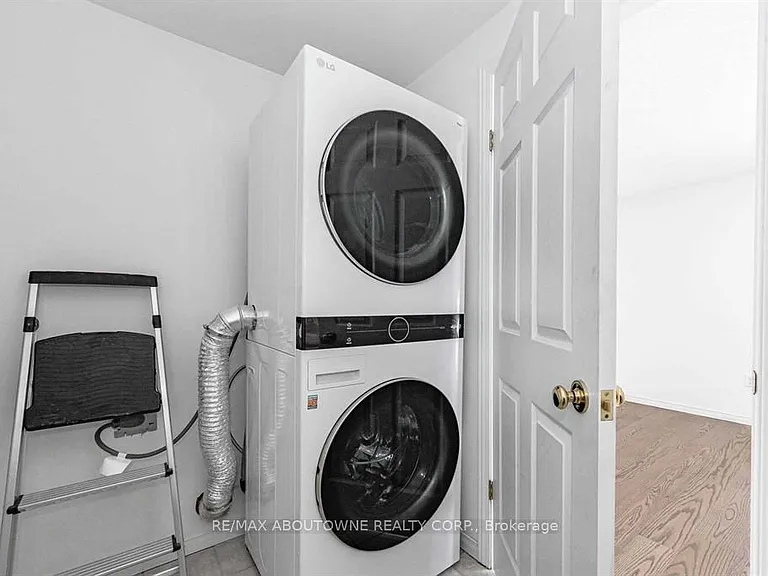 51 Boulder Cres #MAIN — Photo 20