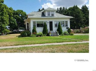 174 Perrin Dr, Rochester, NY 14622