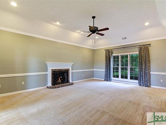 4th image of 190 Sayle Ln