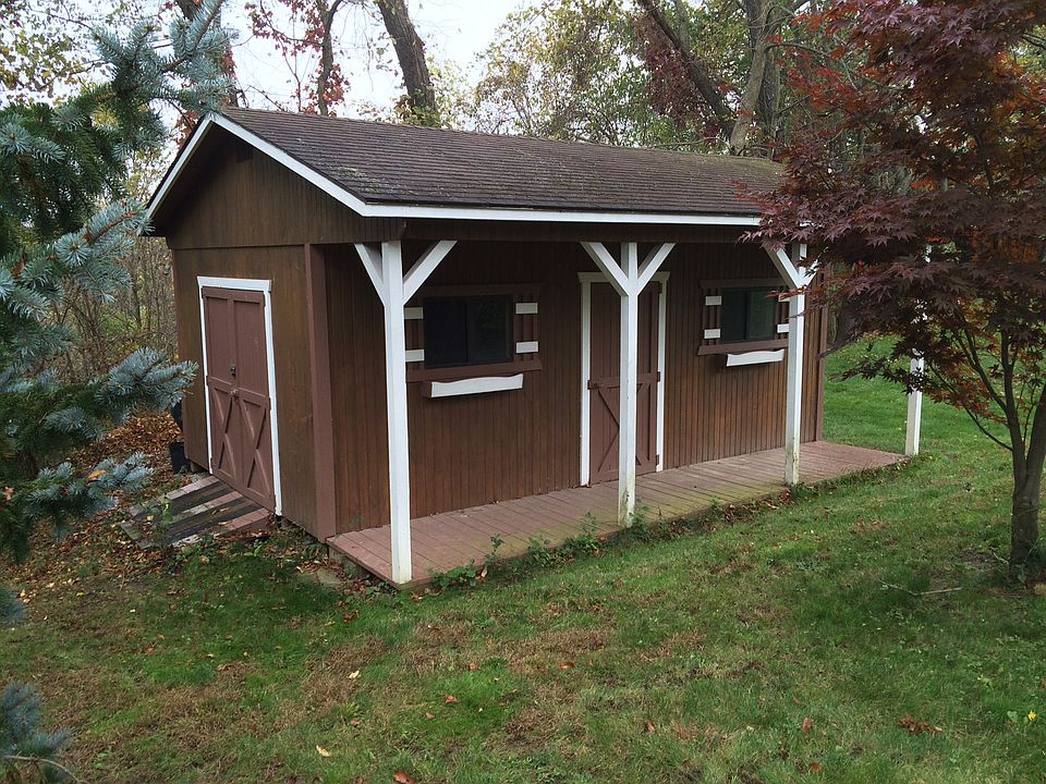 2nd image of 47 Ridgewood Drive