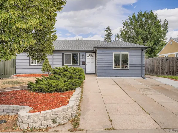 1082 Geneva Street, Aurora, CO 80010