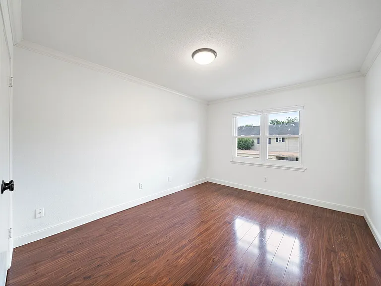 6434 Burgoyne Rd #109 — Photo 16