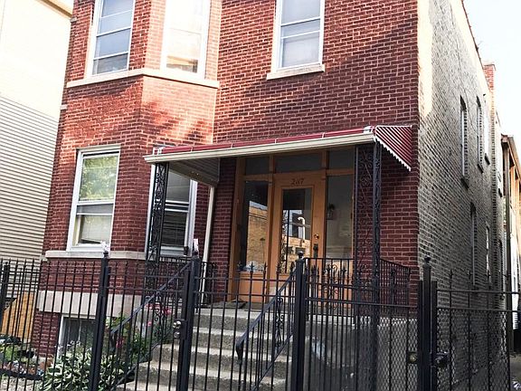 2nd image of 2117 W Berteau Ave #1R