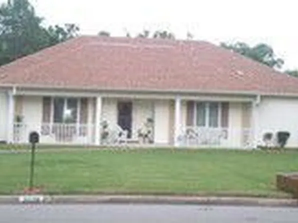 2229 Semmes Dr, Montgomery, AL 36106
