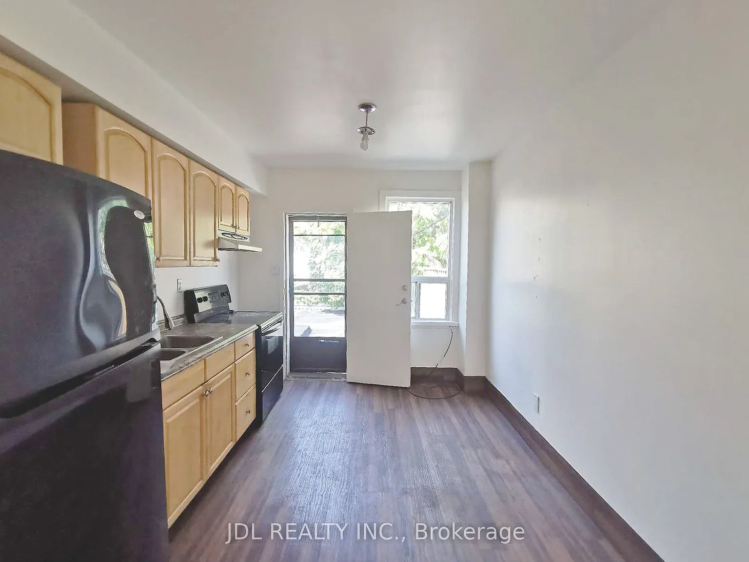 2 bed, $2,200 — Photo 3