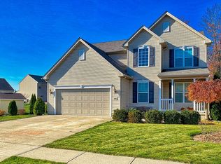 4994 Hiddenview Ct, North Ridgeville, OH 44039