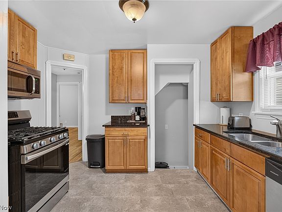 4th image of 4517 Wetzel Ave