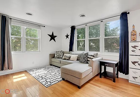 4th image of 102 Neptune Ln #102