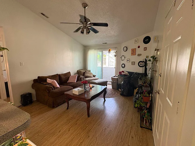 3 Clearwater Way — Photo 3