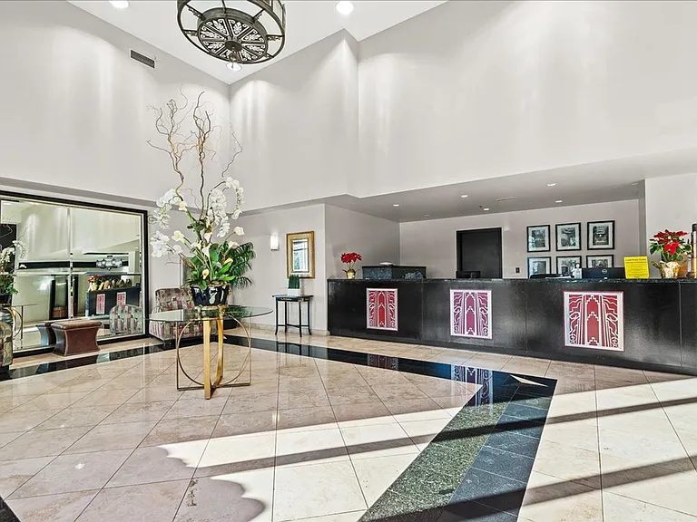360 E Desert Inn Rd #407 — Photo 35