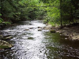 60 Perkins Rd, Belfast, ME 04915