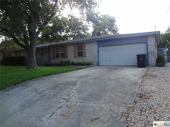 2nd image of 1590 Gardenia Dr