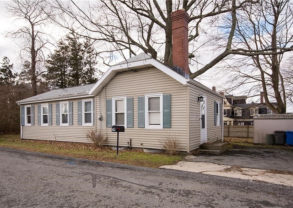 1st image of 39 Continental Dr