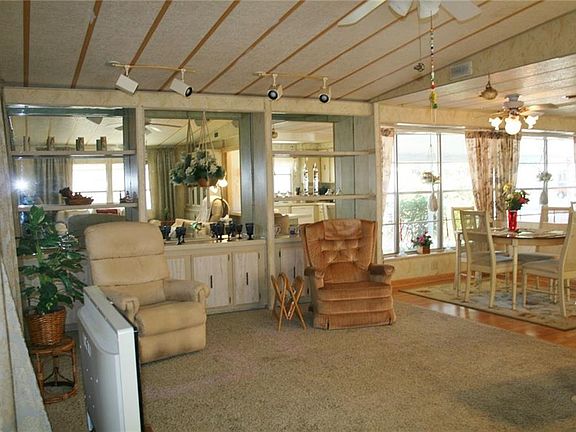 2nd image of 6837 SE Sourwood Dr