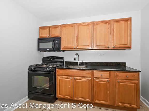3rd image of 5620 S Martin Luther King Dr Unit 3F
