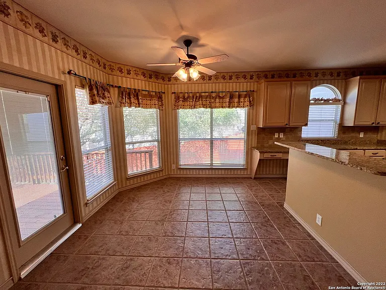 18123 Brookwood Frst — Photo 10