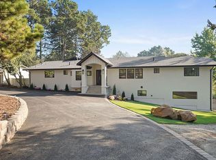 13555 Skyline Blvd, Oakland, CA 94619