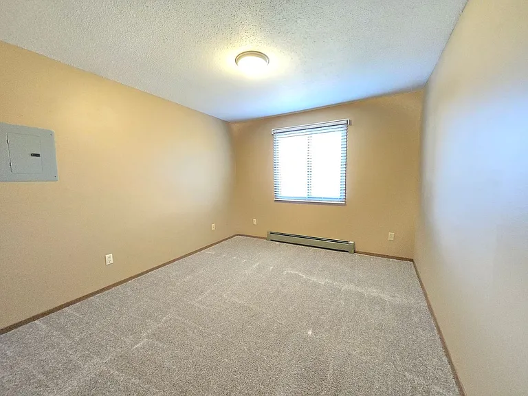 Chaplewood Apartments — Photo 7