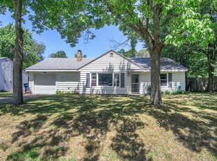 640 August Rd, Norton Shores, MI 49441