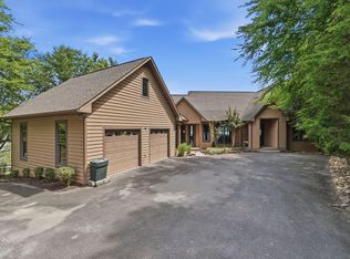 2009 Tahlequah Ln, Mooresburg, TN 37811