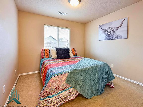 5th image of 3511 SE Midvale Dr