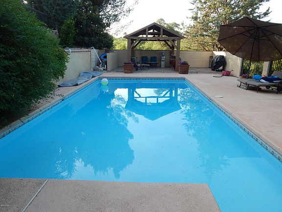 4th image of 1476 E Bristol Dr