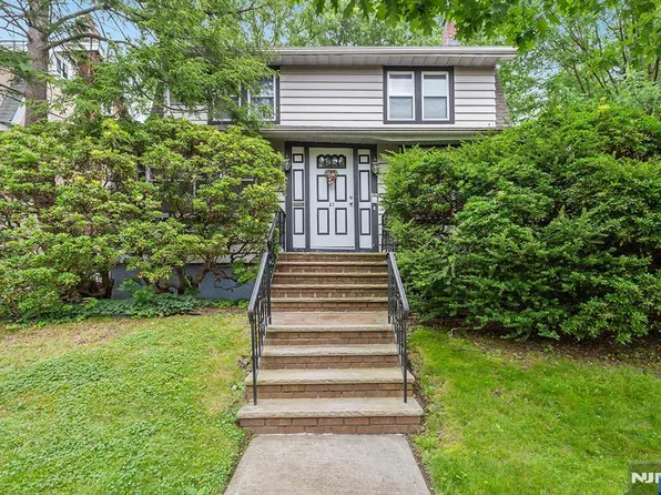 21 Spruce Ave, Ridgefield Park, NJ 07660