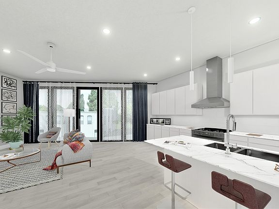 4th image of 405 Exposition Ave