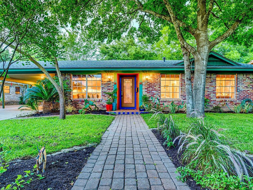 1st image of 2908 Pinecrest Dr