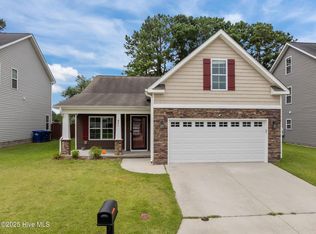 821 Jade Ln, Greenville, NC 28590