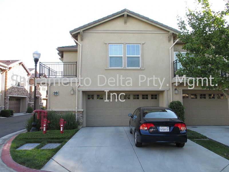 1st image of 3301 N Park Dr Unit 3914