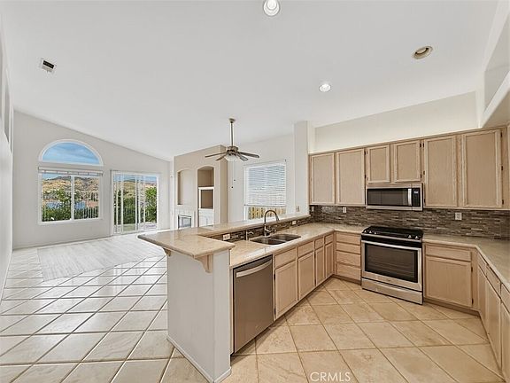 5th image of 22810 Mountain Ash Cir