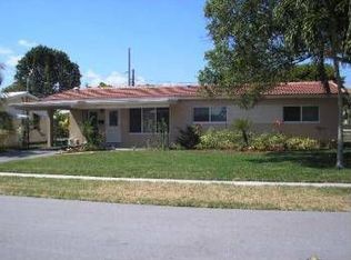 1799 NE 39th St, Oakland Park, FL 33334