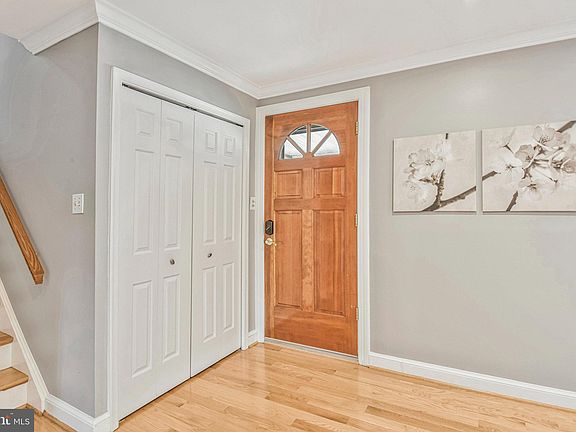 5th image of 9813 Covent Ct