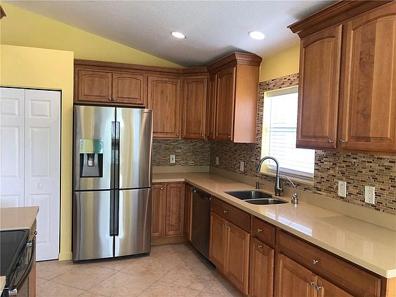 4th image of 3906 N Palladium Lake Drive