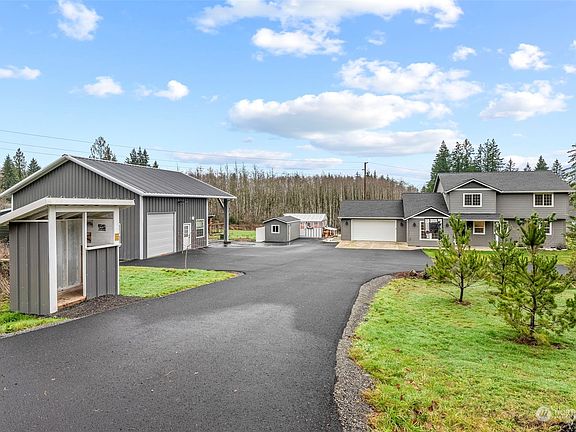 2nd image of 145 Silver Lake Acres